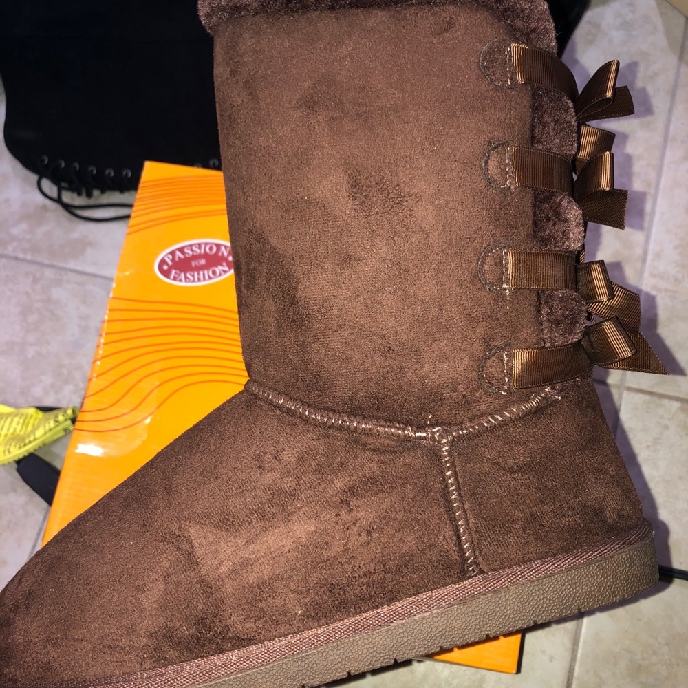 Brown soft boots